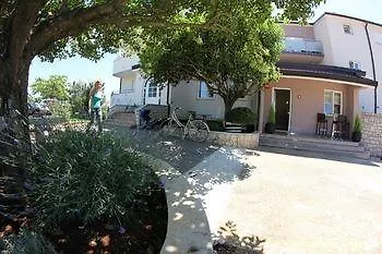 Badi 3* Lovrecica (Istria)