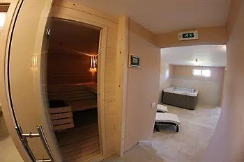 Hotel Badi Lovrečica